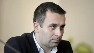 Dacian Cioloş anunţă că Laurenţiu Cazan va fi retras de la conducerea IJJ Prahova