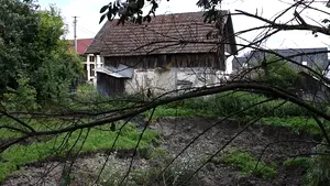 Risc geotehnic extins în urma prăbușirii fostei mine Coștiui: zeci de oameni evacuați