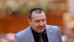 Deputatul „Mitralieră” a fost amendat pentru că nu a purtat mască de protecţie în benzinarie/Cum a reacţionat 