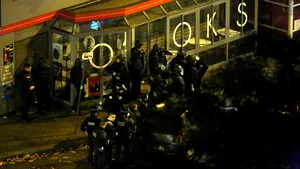 Jurnalist român la France Télévisions: Nimeni nu se aştepta ca teroriştii să atace o zonă populară