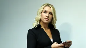 Cine este Anastasiya Vasilyeva, cel mai dur critic al Kremlinului, în ultima vreme. Ea a fost arestată şi bătută de poliţişti în timp ce transporta echipament pentru medici împotriva coronavirusului