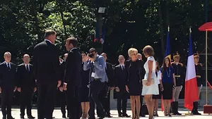 Vizita lui Macron în ROMÂNIA | Preşedintele Franţei vrea reformarea Spaţiului Schengen şi cere susţinerea României: Chiar şi cu România şi Bulgaria în afara Spaţiului Schengen migranţii tot au intrat în UE