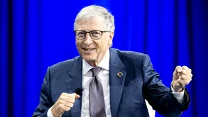 Bill Gates a anunțat că își va dona aproape toată averea în următorii 20 de ani. Miliardarul îl acuză pe Elon Musk că „ucide cei mai săraci copii din lume”