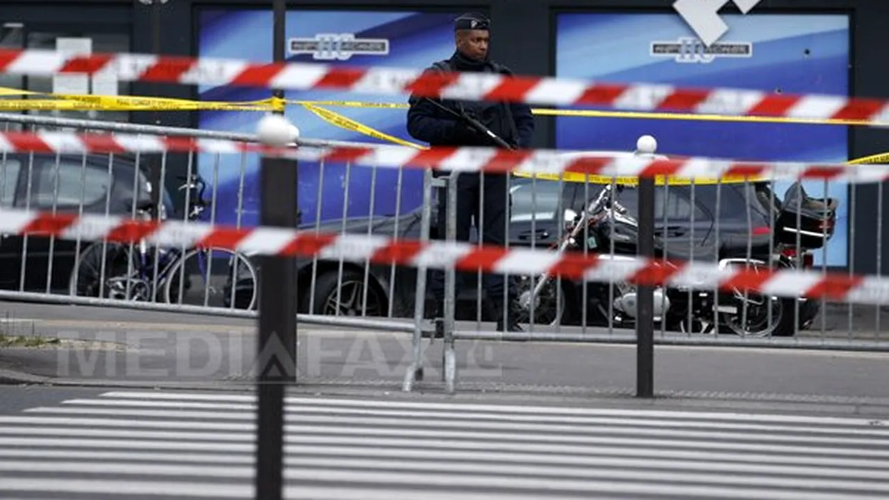 Foşti ostatici de la magazinul evreiesc din Paris dau în judecată presa, care a dezvăluit unde erau
