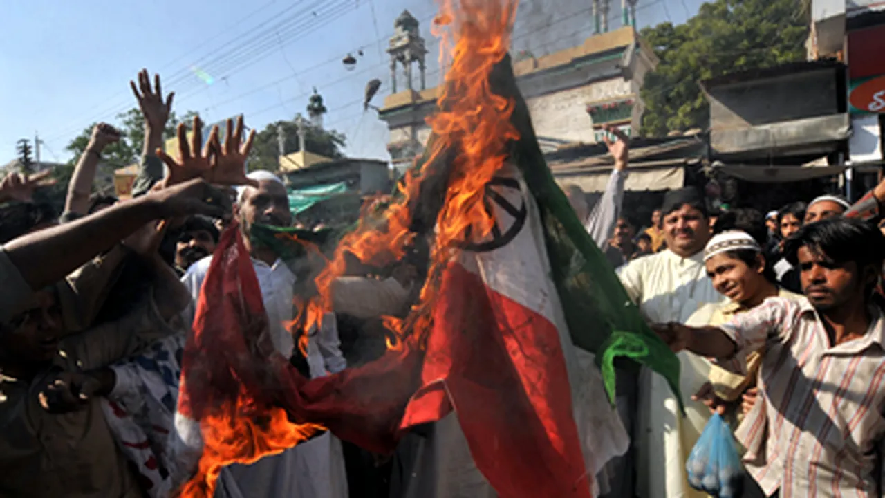 Tensiunile dintre India şi Pakistan au crescut după crimele din Kashmir