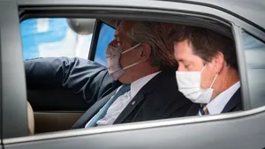 VIDEO Preşedintele Argentinei a fost atacat şi urmărit de mulţime în timpul unei vizite în Patagonia