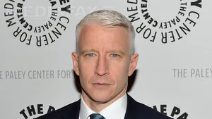 Anderson Cooper, jurnalist vedetă al postului CNN, a anunţat că este homosexual