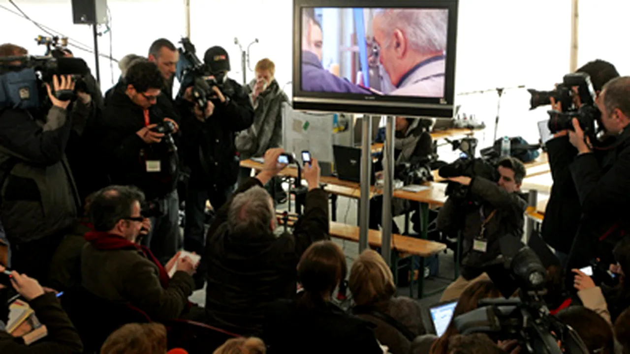 Andrei Pungovschi susţine un curs de fotoreportaj pe 22 martie