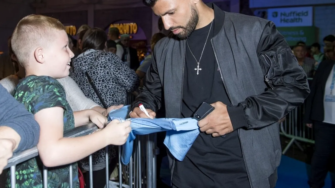 Fotbalistul Sergio Aguero are cel mai scump autograf din lume. Ce valoare are semnătura sa