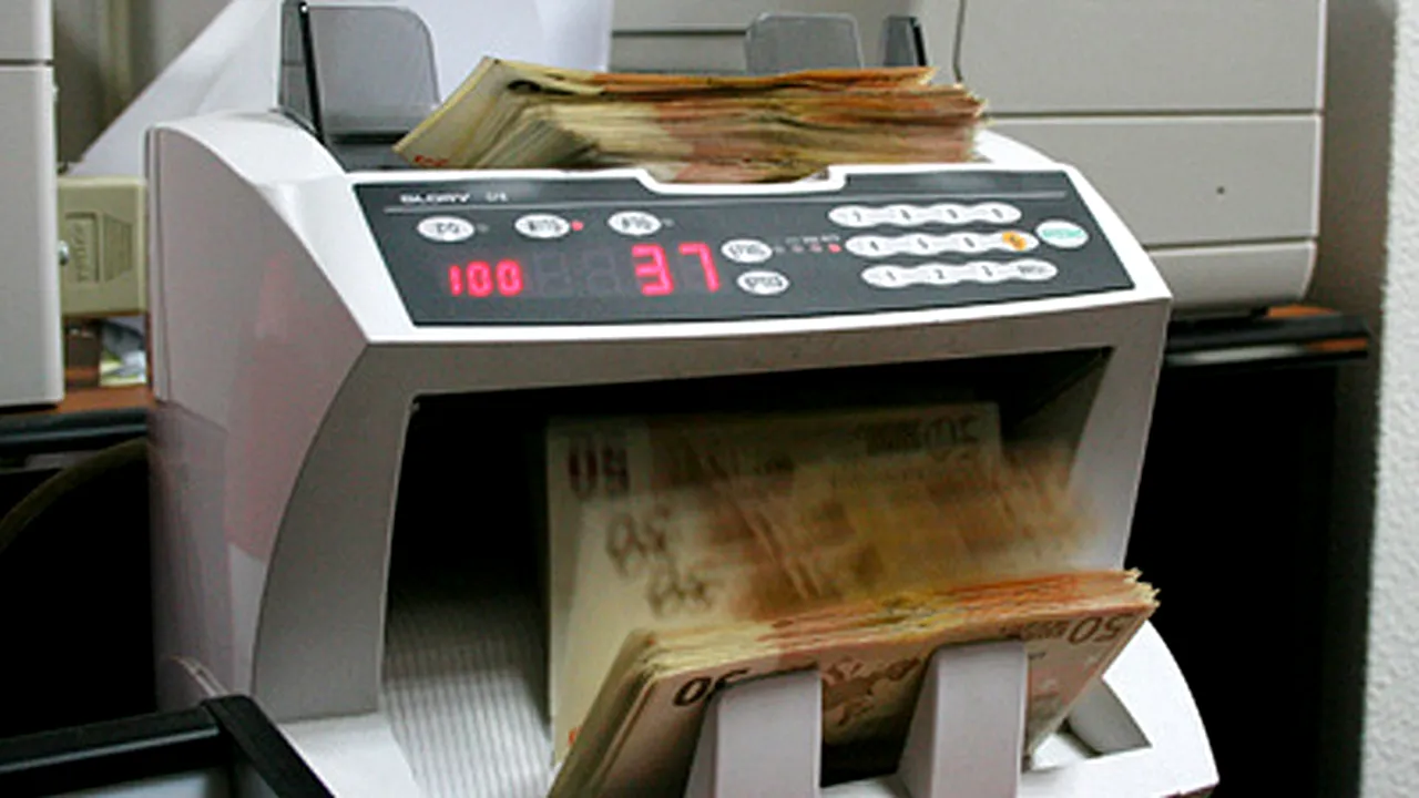 Un euro puternic ar putea afecta economia din zona euro