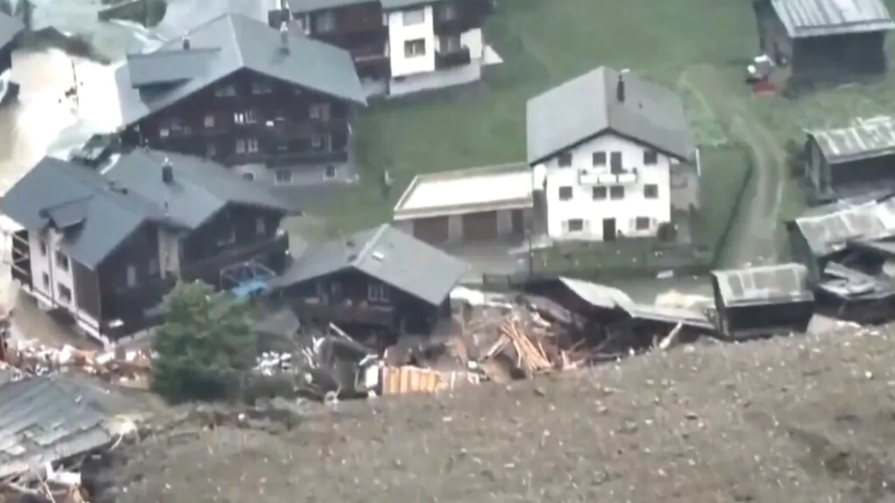 Elveția: Catastrofele se țin lanț, valea în care s-a prăbușit ghețarul ar putea fi inundată