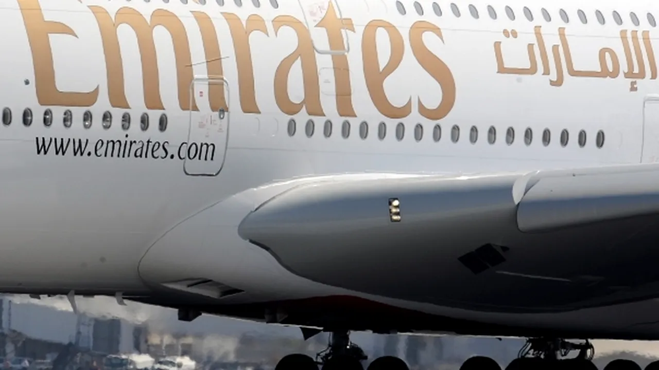 Avion al companiei Emirates, întors pe aeroportul JFK pentru a se controla identitatea unor pasageri