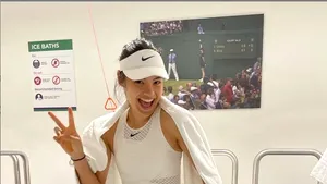 Cine este Emma Răducanu, noua promisiune a tenisului feminin mondial? Adolescenta face furori la Wimbledon