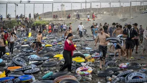 Ar putea fi exclusă Spania din spațiul Schengen din cauza crizei migranților din Ceuta?