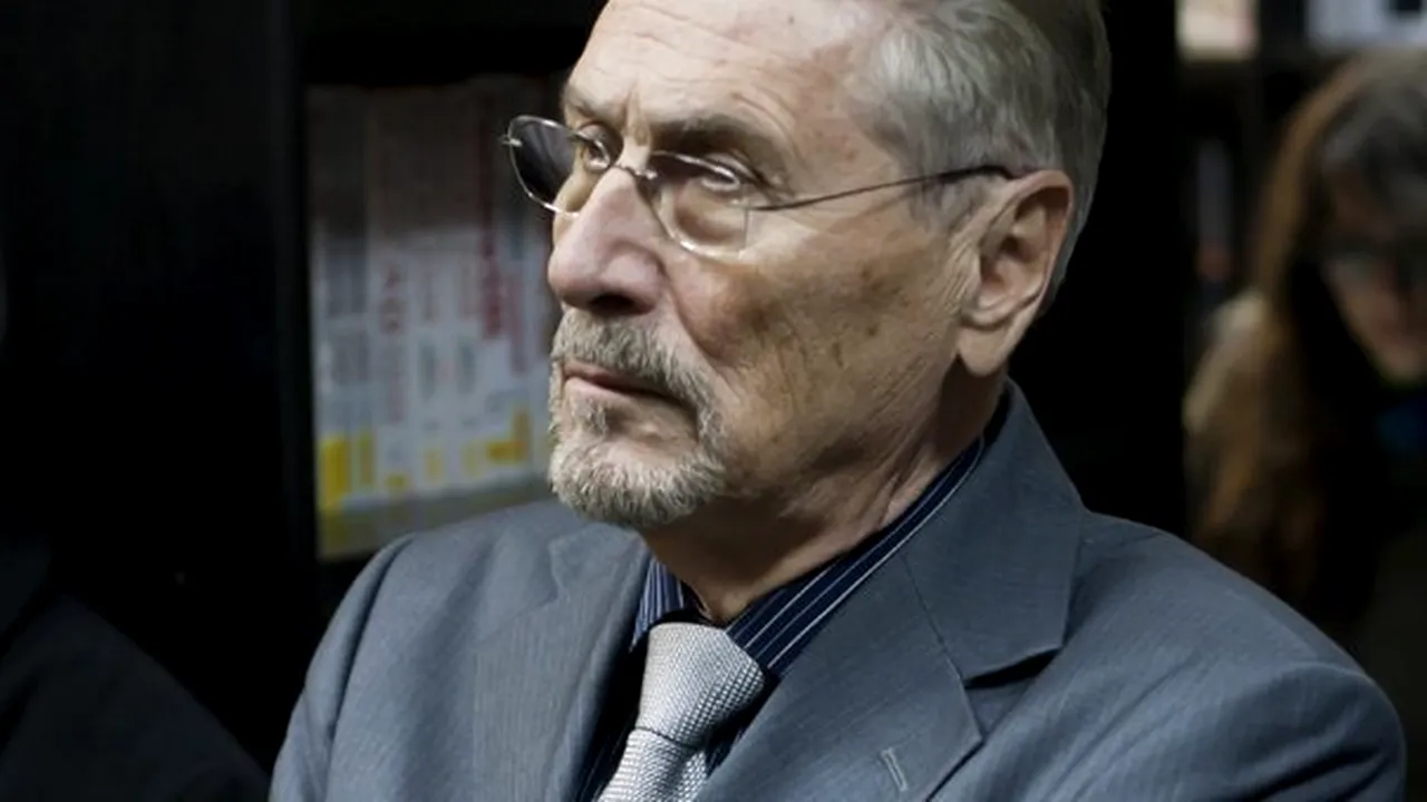 Emil Constantinescu va participa la funeraliile lui Vaclav Havel. Fostul preşedinte merge la Praga împreună cu Băsescu