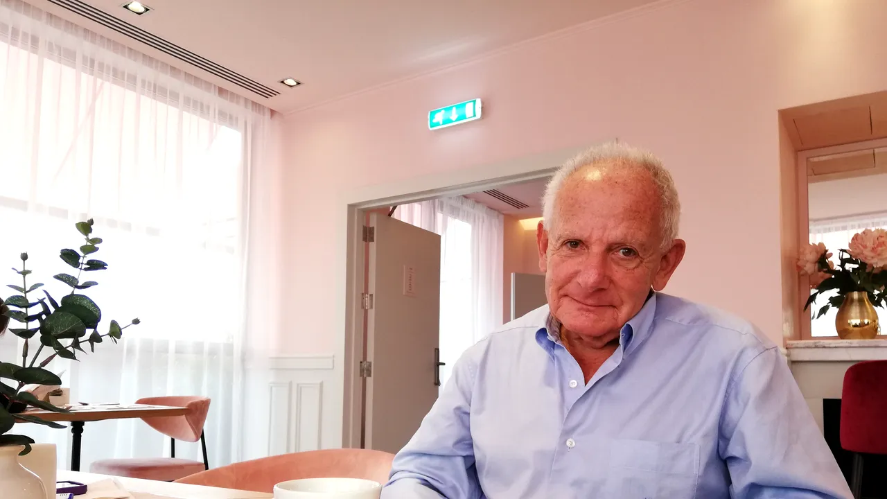 INTERVIU | Marin Karmitz, producător de origine română: E nevoie să prezentăm tinerilor istoria filmului din afara spaţiului american