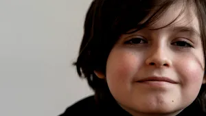 Copilul-minune Laurent Simons, în vârstă de 9 ani, renunţă la studiile de licenţă: Profesorii au refuzat dorinţa părinţilor