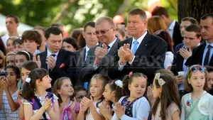 REPORTAJ: Garden Party la Cotroceni de Ziua Copilului cu muzică, baloane, fotografii şi autografe - FOTO