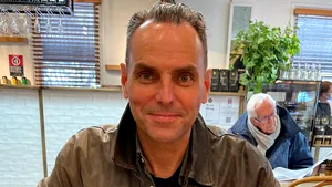 Un fost pilot acuzat că a încălcat legile SUA susţine că a lucrat fără să ştie cu un hacker chinez