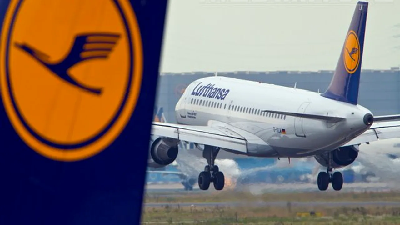 Avion de pasageri, evacuat pe un aeroport din Berlin din cauza unei ameninţări cu bombă