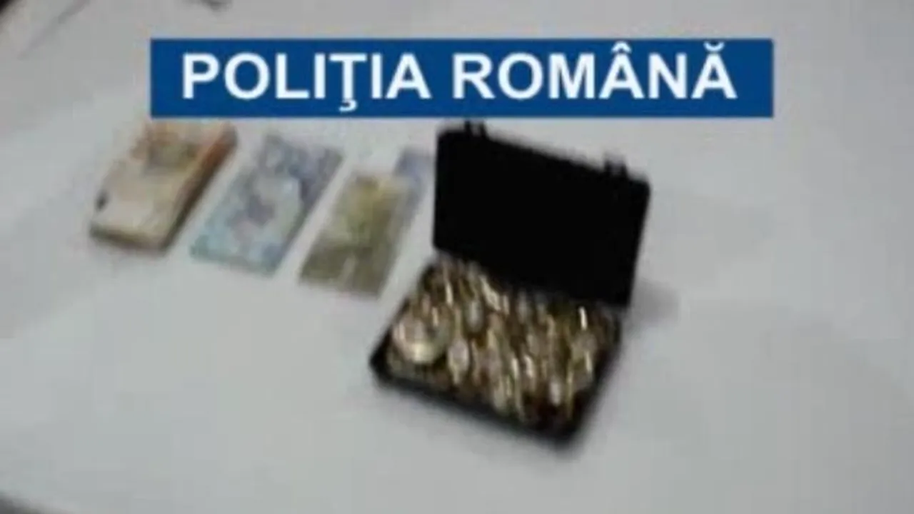 Aproape 50 de persoane suspectate de cămătărie şi şantaj, duse la audieri în urma unor percheziţii 