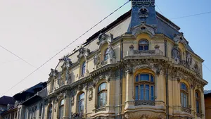 Hotelul Concordia şi casa unde a locuit 