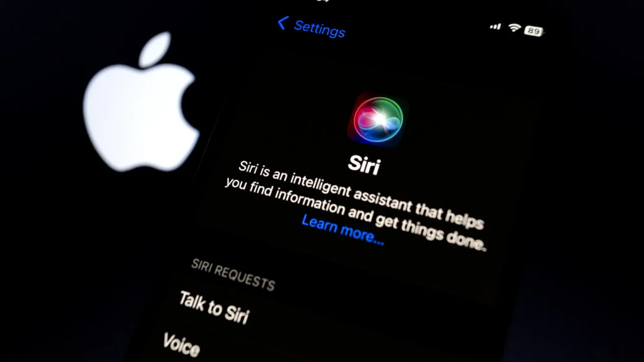 Procuratura din Paris anchetează Apple pentru înregistrările făcute de asistentul vocal Siri