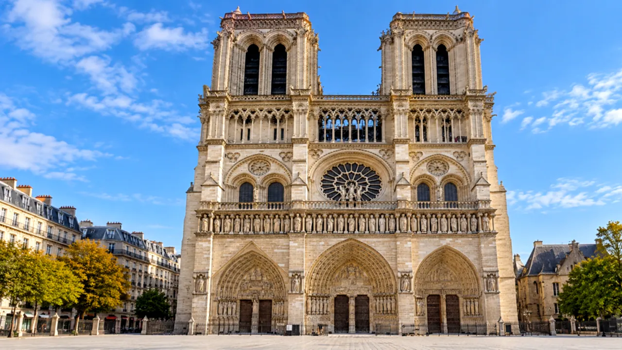 Notre-Dame îl așteaptă pe Papa Leon al XIV-lea. Lucrările vor fi oprite pentru vizită