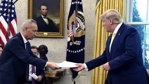 O delegaţie chineză va călători la Washington pentru semnarea acordului comercial cu SUA