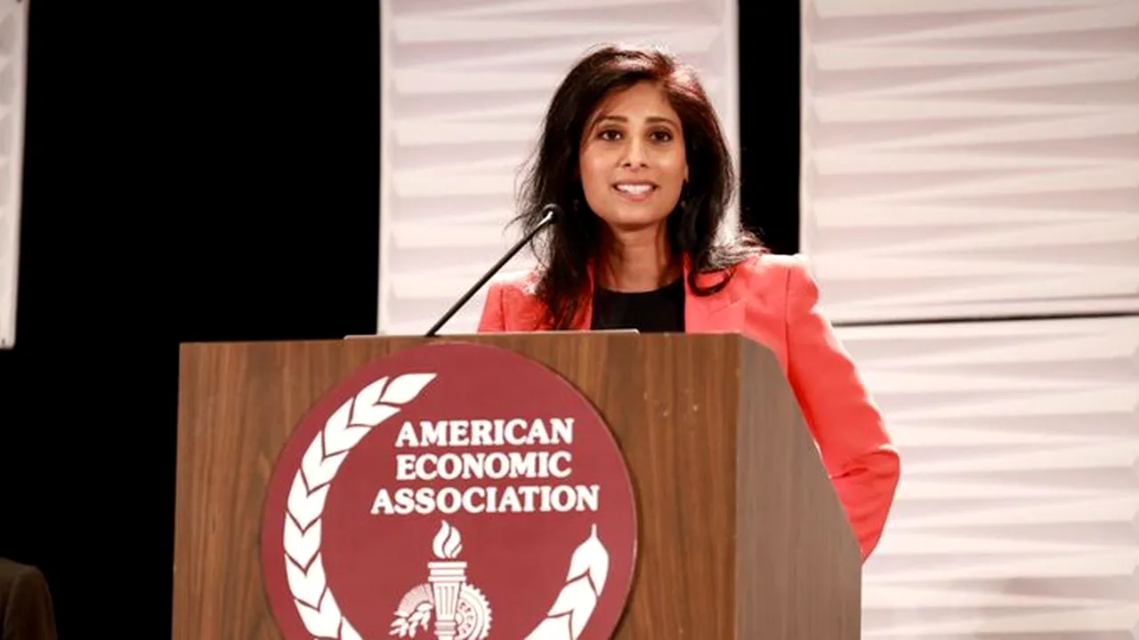 Gita Gopinath, FMI, crede că economia mondială va rezista presiunilor inflaţioniste
