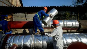Termoenergetica modernizează conductele rețelei primare. Peste 400 de blocuri fără apă caldă