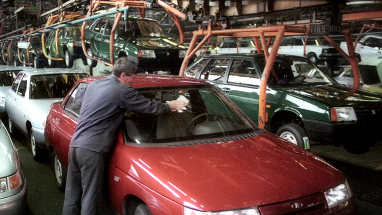 Guvernul rus subvenţionează puternic industria auto