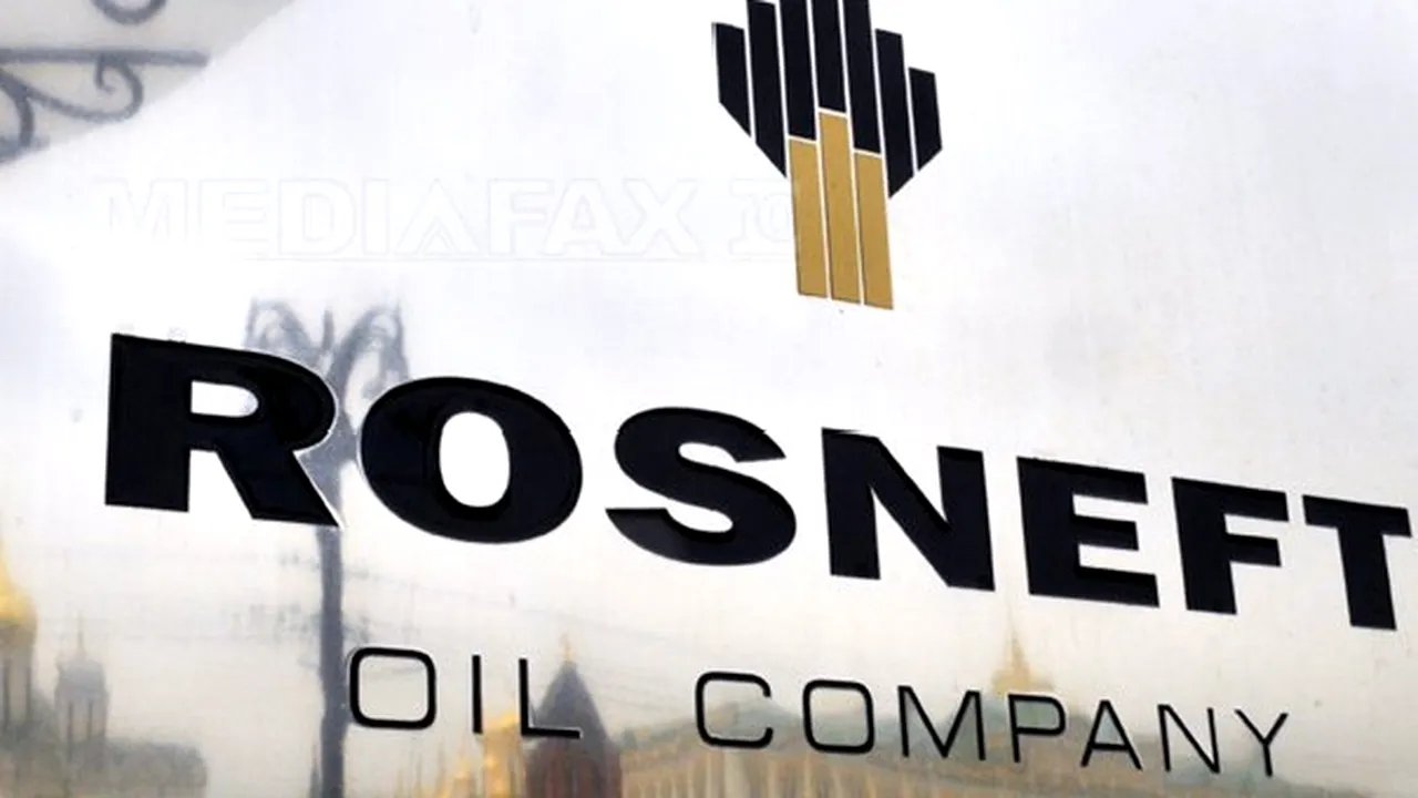 Iranul semnează proiecte de 40 de miliarde de dolari cu Rusia şi vrea să vândă petrol Rosneft 
