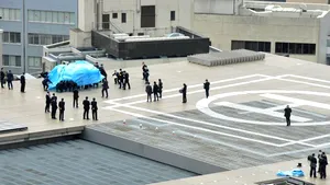 O dronă radioactivă a aterizat pe acoperişul biroului premierului japonez - VIDEO
