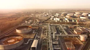 Presa maghiară: Județul Brașov, viitorul centru european al metalelor rare din Groenlanda