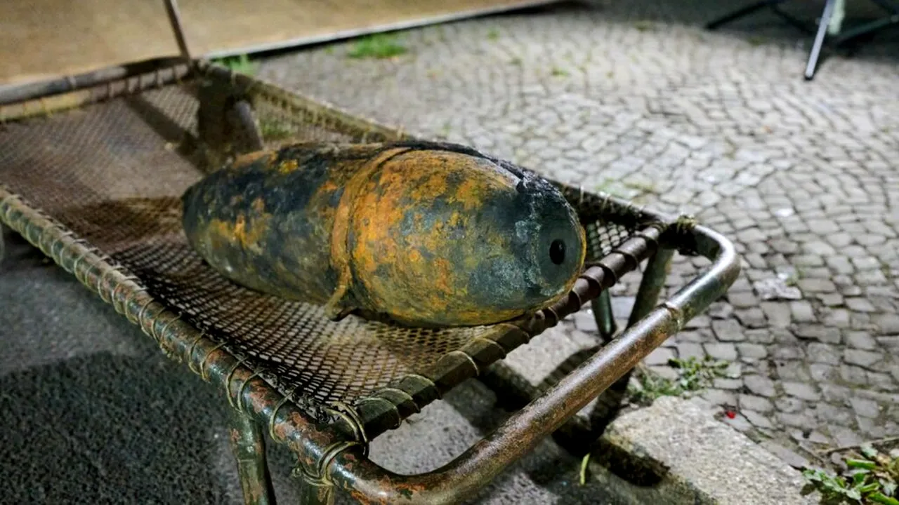 Bombă de 100 de kilograme din Al Doilea Război Mondial, descoperită la Berlin. Mii de locuințe au fost evacuate