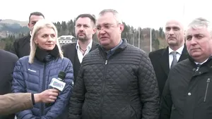 Pod nou şi modern în Dâmbovicioara, judeţul Argeş, după 137 de ani. Ciucă a mers să vadă stadiul