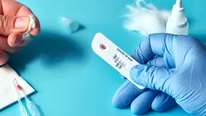 COVID-19. Pacienţii cu boli rare dezvoltă greu anticorpi după vaccinare. Care este explicaţia şi ce recomandă medicul