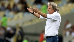 Unul dintre cei mai cunoscuţi antrenori din lume are COVID-19. Este dublu finalist al Europa League