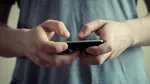 Țara europeană în care peste 90% dintre școli au interzis folosirea telefoanelor mobile