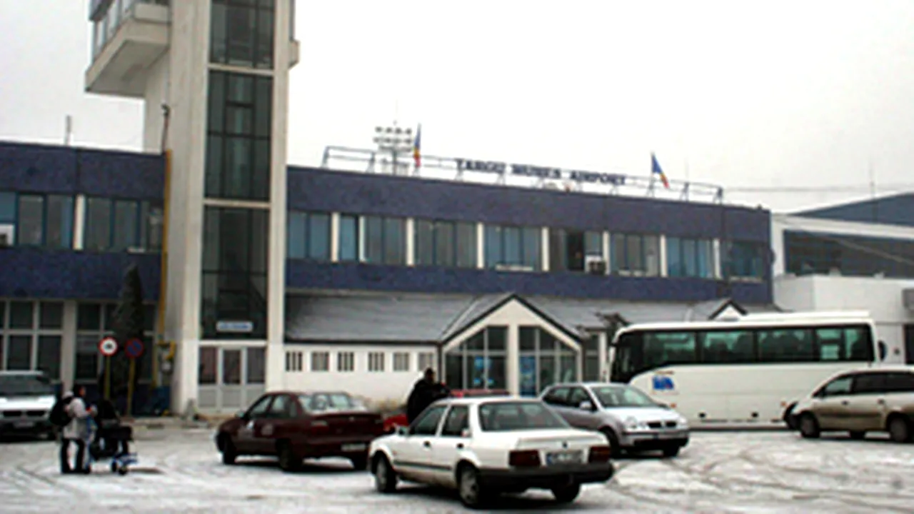 Alarmă falsă de gripă porcină pe aeroportul Tg. Mureş - VIDEO