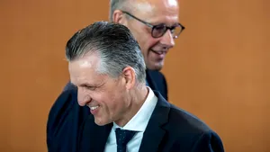 Grupul parlamentar al conservatorilor lui Merz are un nou lider. Thorsten Frei, ales cu peste 91% din voturi