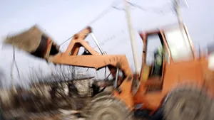 Bucureşti: Construcţii ilegale demolate şi 28 de persoane evacuate în cartierul Baicului