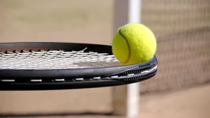 Jucătoare descalificată de la turneul de juniori Wimbledon pentru că a aruncat racheta în tribune