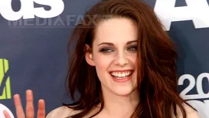 Kristen Stewart, implicată într-un accident minor în Los Angeles