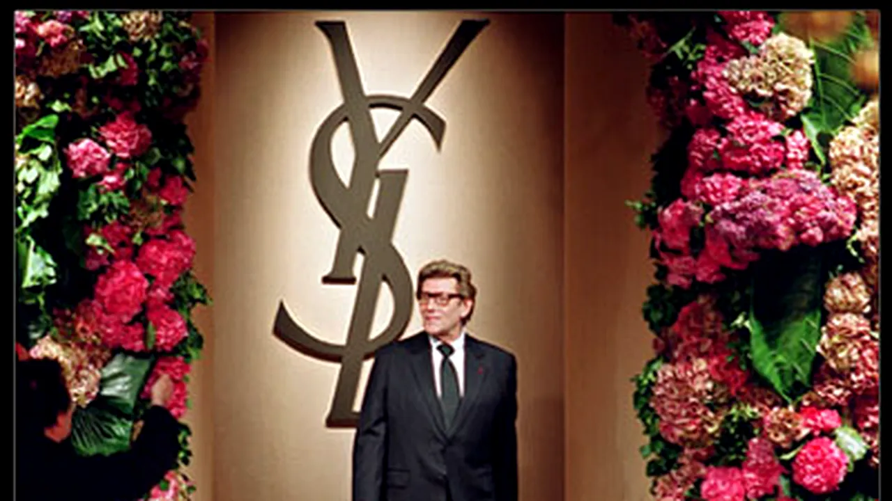 Yves Saint Laurent a murit