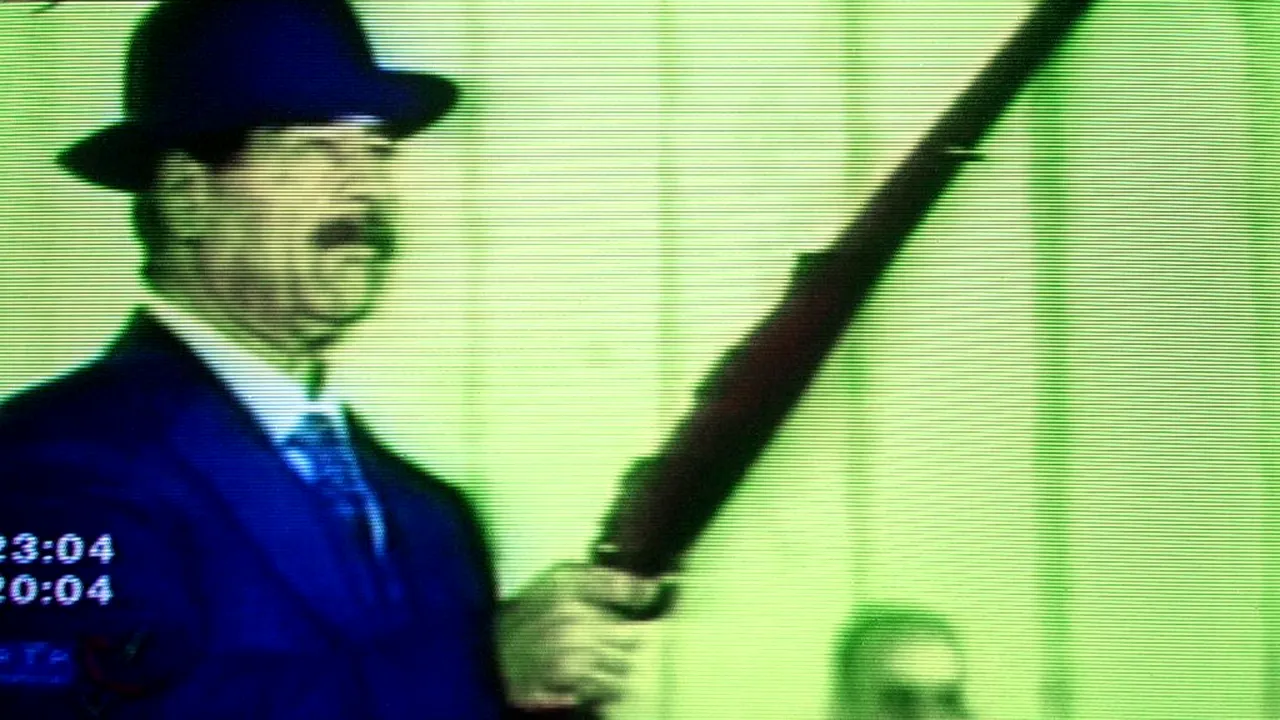 MEDIAFAX 35. 2006 – Saddam Hussein este condamnat la moarte și executat. Procesul fostului lider irakian ține presa românească cu ochii pe Bagdad