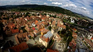 PROGNOZA METEO pentru weekend. Cum va fi vremea sâmbătă şi duminică