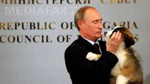 Putin a primit cadou un căţel ciobănesc bulgar de la premierul Boiko Borisov