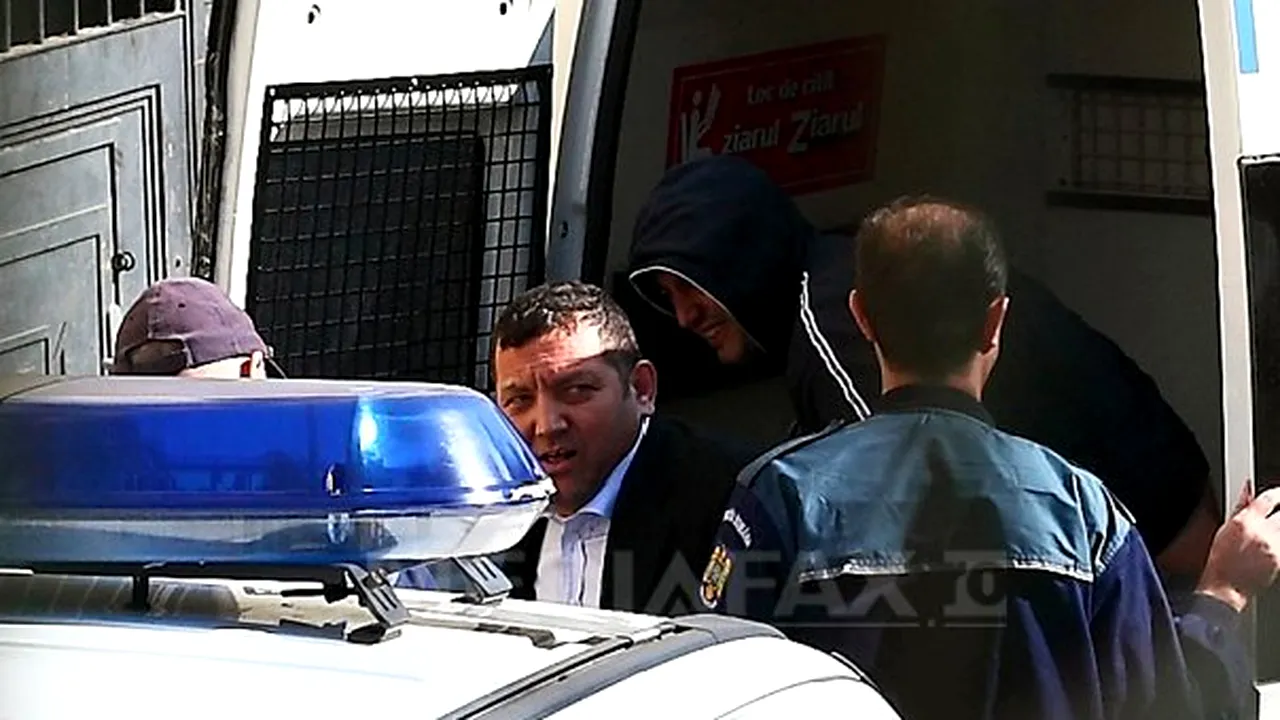 Fraţii Nuredin, condamnaţi definitiv la un an de închisoare cu suspendare în dosarul de şantaj